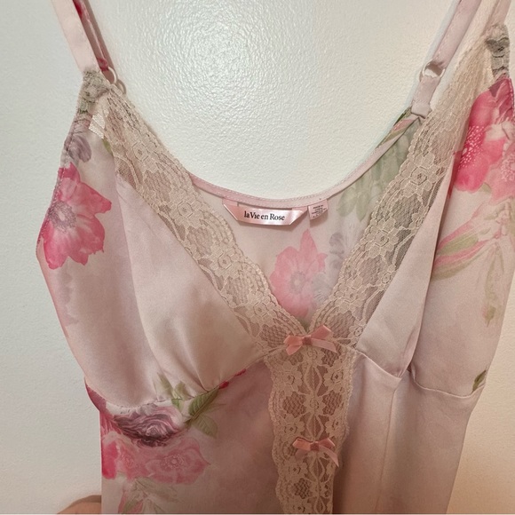 Soft Floral & Lace Slip - Picture 3 of 3